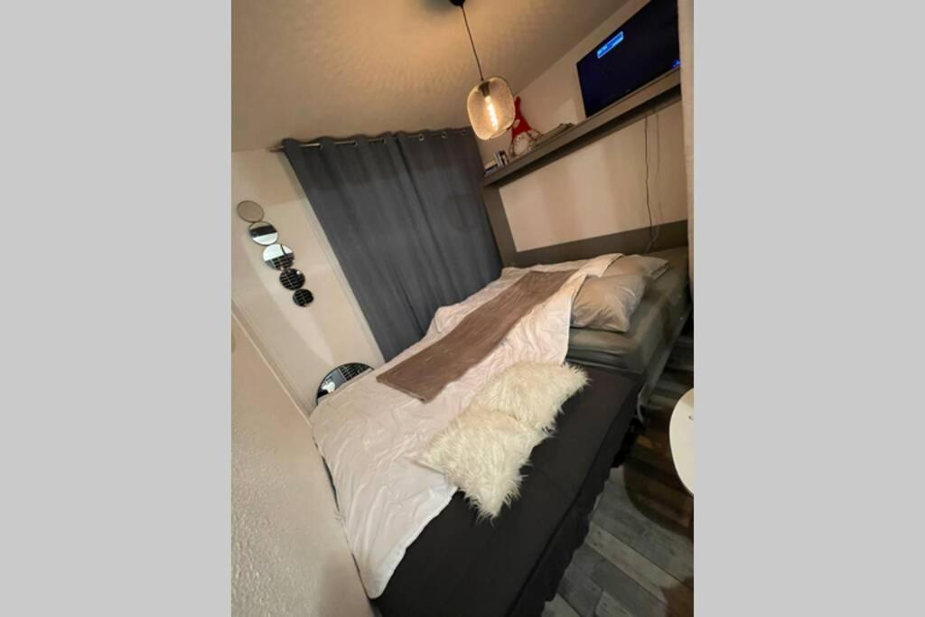 Studio Neuf St Lary 10 Min A Pied Vielle-Aure Exterior photo